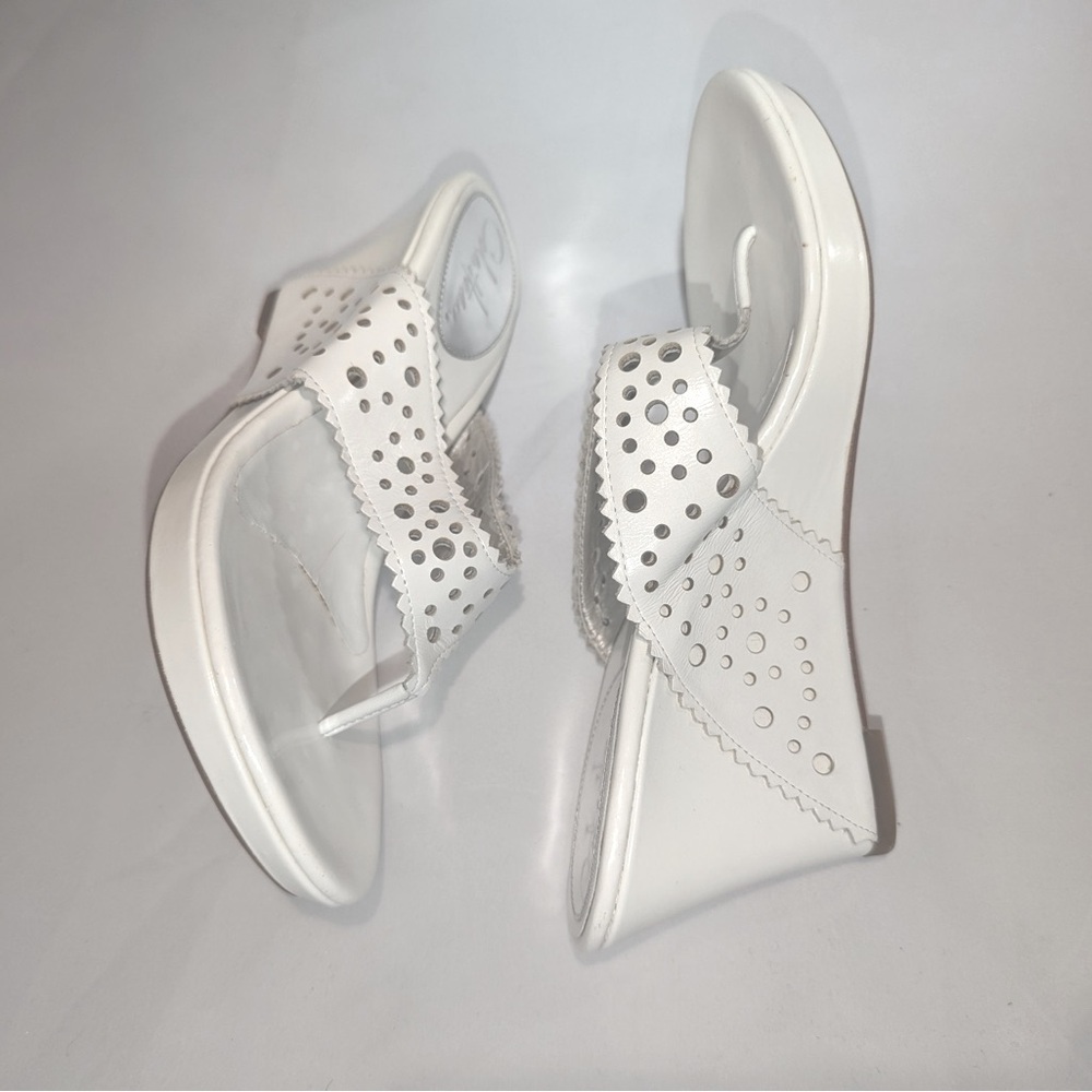 Cole Hahn - White Thong leather  Wedges - size 6 - great condition